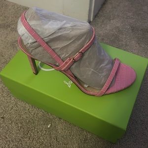 Brand new in box Sam Edelman Doran Pink Croc strappy sandals. Size 8.5m